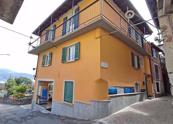 Guesthouse Sofia Guest house Stresa