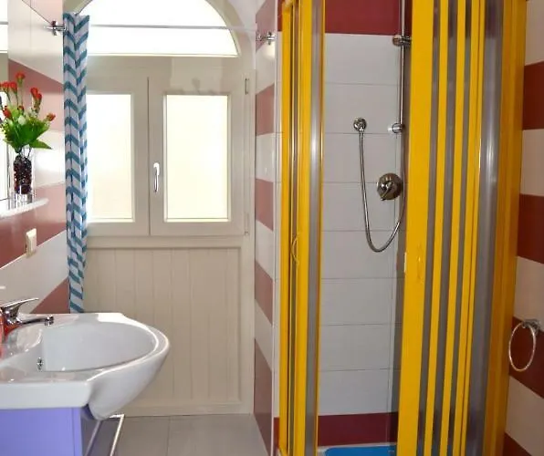 ゲストハウス Sofia ストレーザ